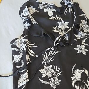 Women's Black Floral Top